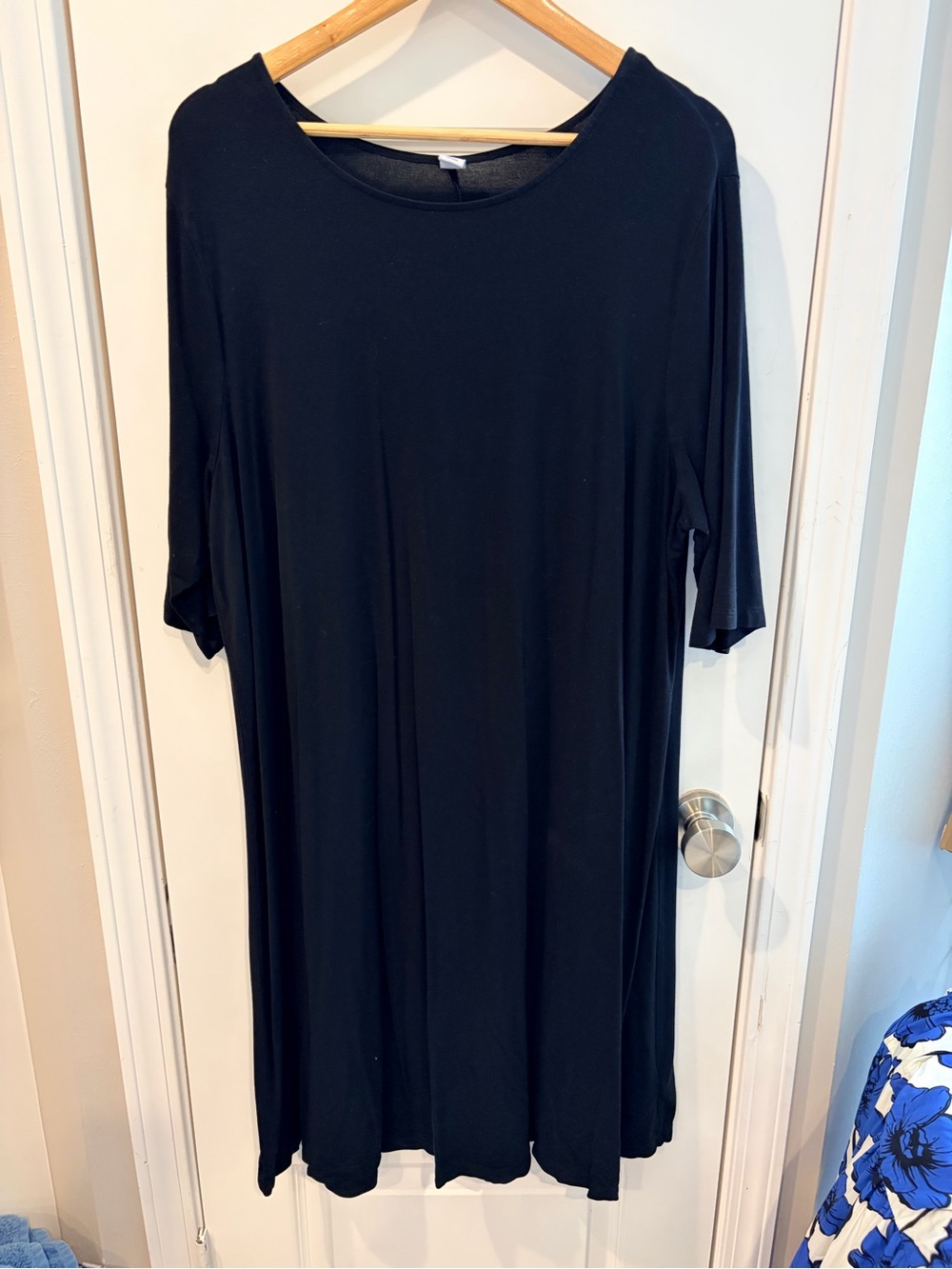 Old Navy Black Short Sleeve Swing Dress